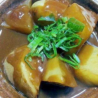 大根とじゃがいもの赤味噌煮